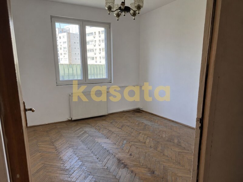Dristor, Mihai Bravu, metrou, ap 3 camere 69 mp, 1980, decomandat
